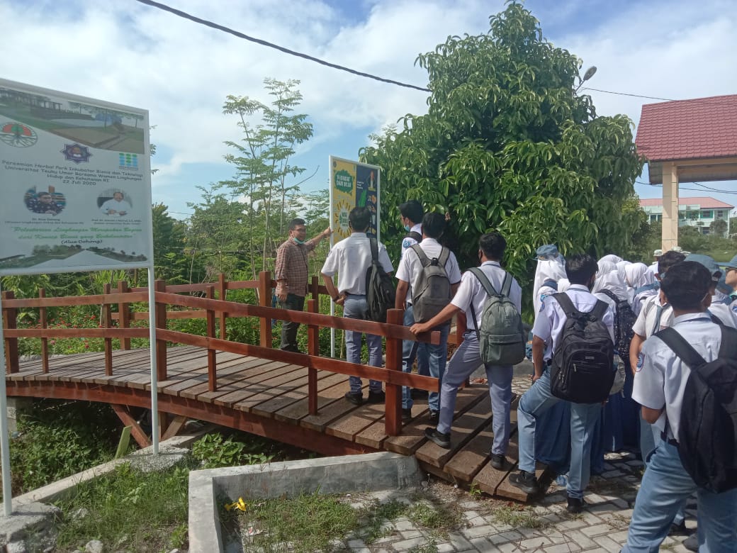 Study Tour ke UTU, SMAN 1 Seunagan Pelajari Pemanfaatan Tanaman Herbal