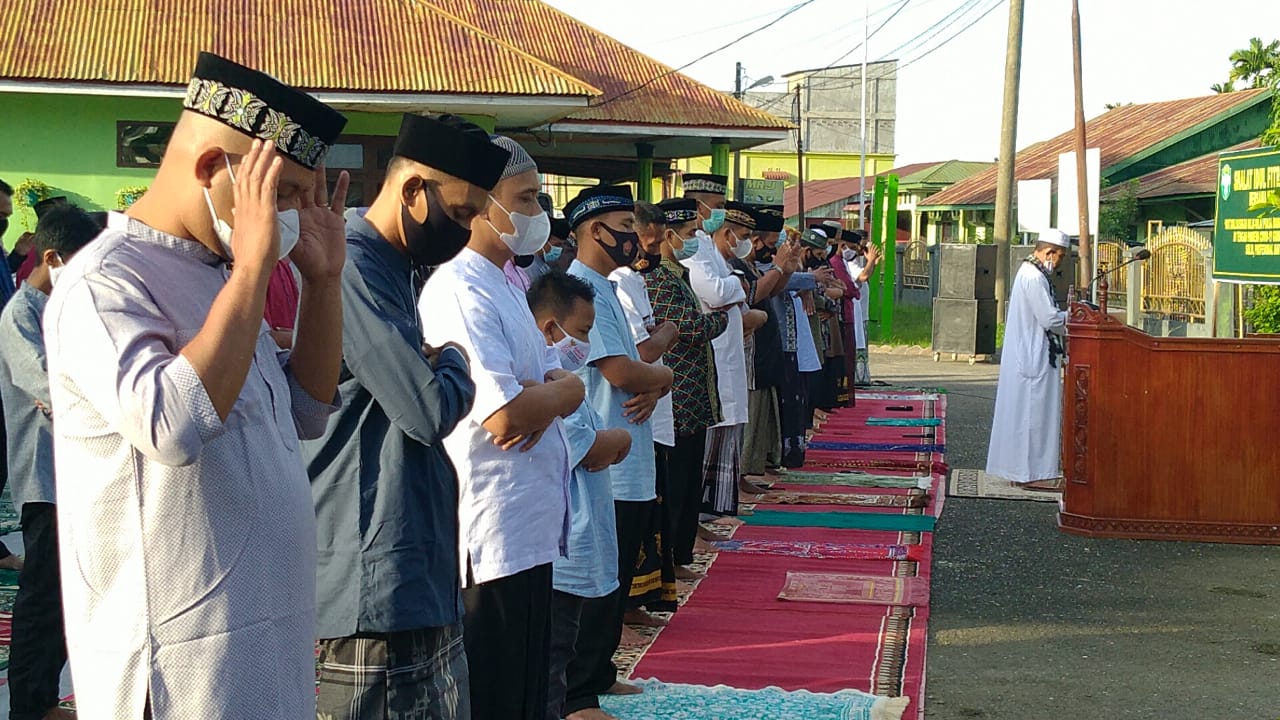 Kodim 0110 Abdya Salat Idul Fitri Terbatas