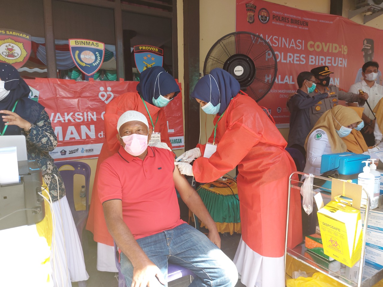 Aparatur Gampong di Bireuen Ikut Vaksinasi Massal